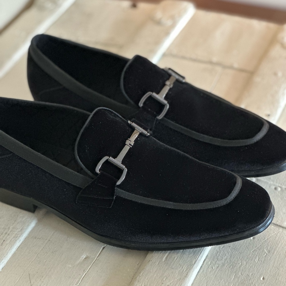 Men's Black Loafers
